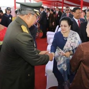 Salaman Hangat Megawati-SBY